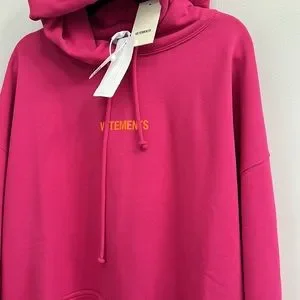 VETEMENTS WA66SP600HHOTPINK 関税送料込 Vetements | Tops | Nwt Vetements Logoprint Oversized Hoodie